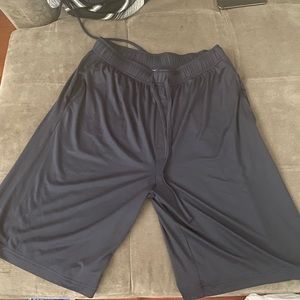 Basketball shorts